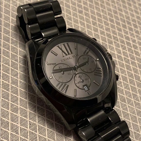 Watch - Picture 3 of 3